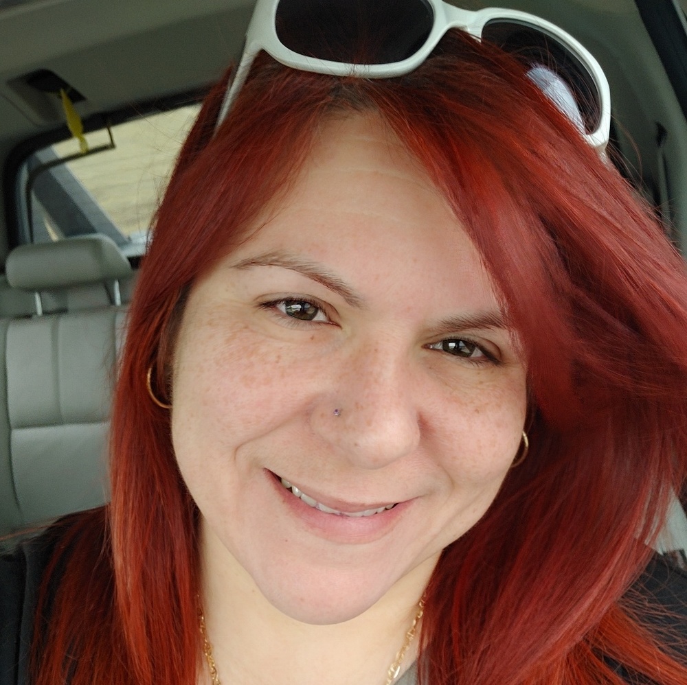 Meet your Posher, Lyzandra